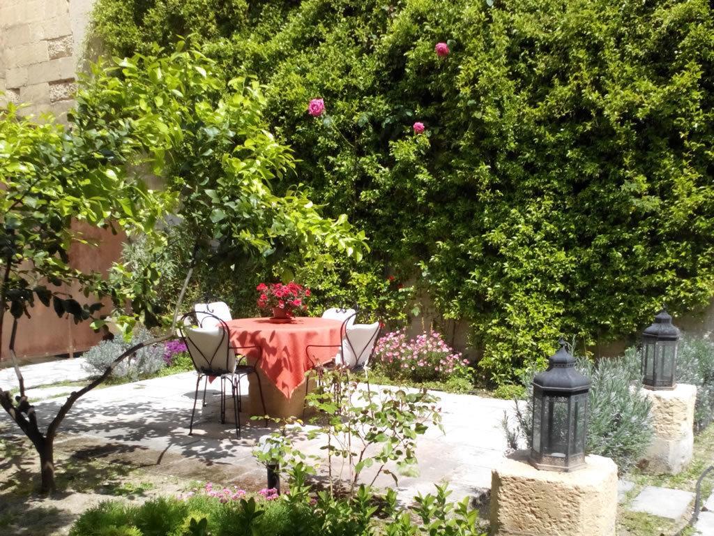 B&B L'Orangerie D'Epoque Lecce Exterior photo